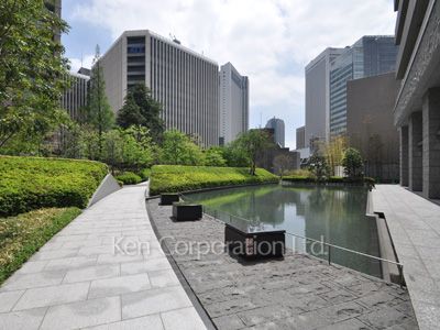 Courtyard/Greenery