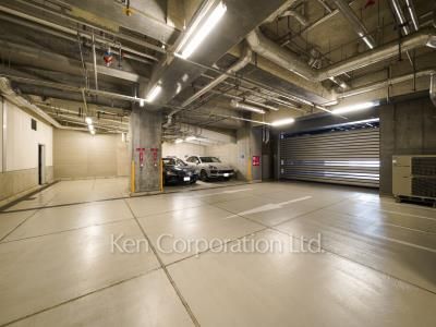 Parking Lot