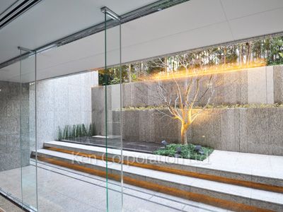 Courtyard/Greenery