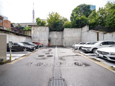 Parking Lot