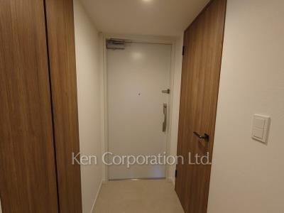 Entrance ※Photo of the same layout on 3 floor. Decoration and fixture may differ.