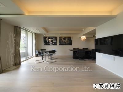 Living-Dining ※Furniture consultation ※Photo of the same layout on 5 floor. Decoration and fixture may differ.