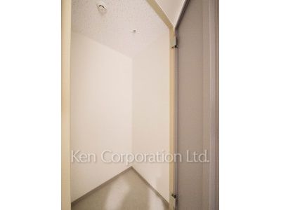Other Interior/Fixtures ※Photo of the same layout on 10 floor. Decoration and fixture may differ.