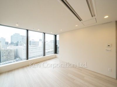 ※Photo of the same layout on 10 floor. Decoration and fixture may