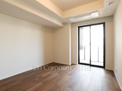 Bedroom ※Photo of the same layout on 6 floor. Decoration and fixture may differ.