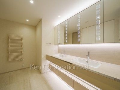 Powder Room