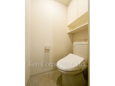 Lavatory