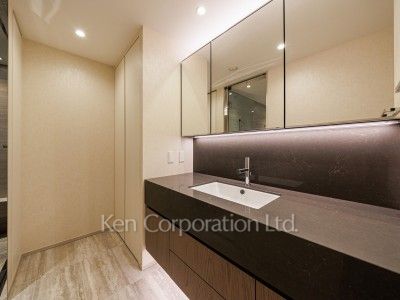 Powder Room