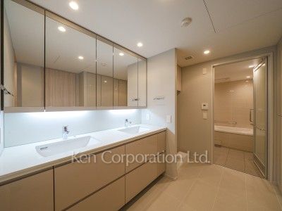 Powder Room
